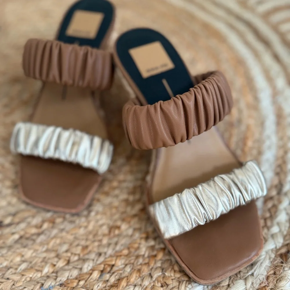 🌾 Dolce Vita Two‎ Tone Wedge Espadrille Sandals